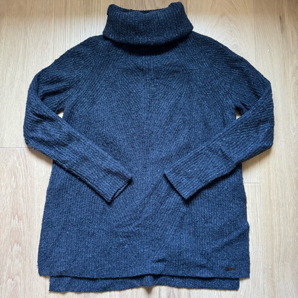 Sweaty Betty Cozy Navy Turtleneck Shakti Sweater